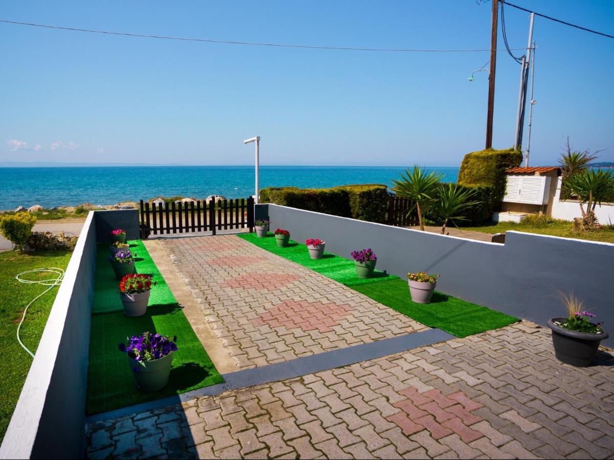Seashell Luxury Apartment Nikiti  Exterior foto